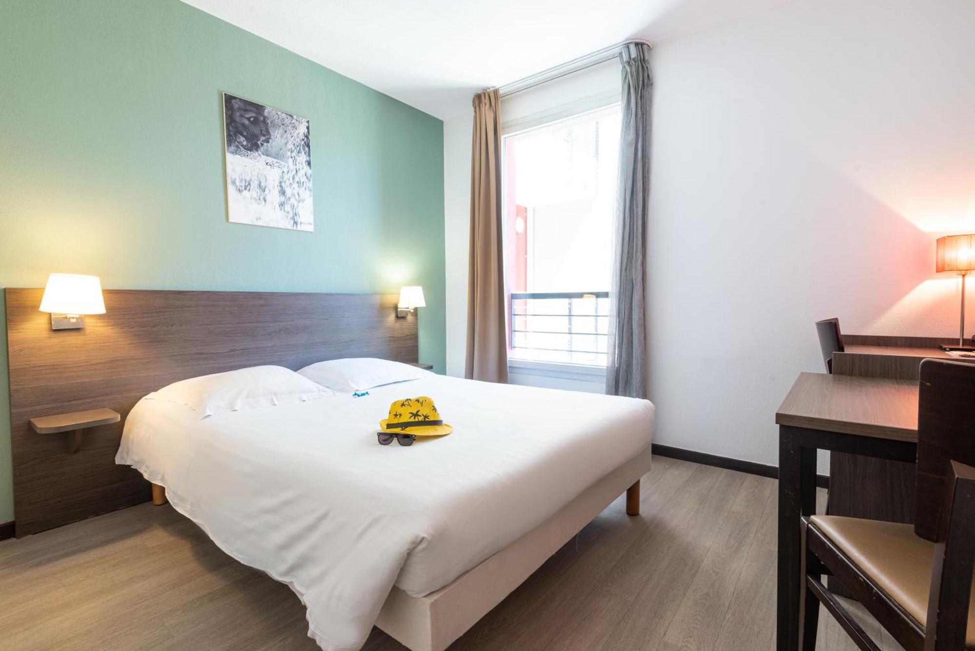 Comfort Aparthotel Nimes Centre Exteriör bild