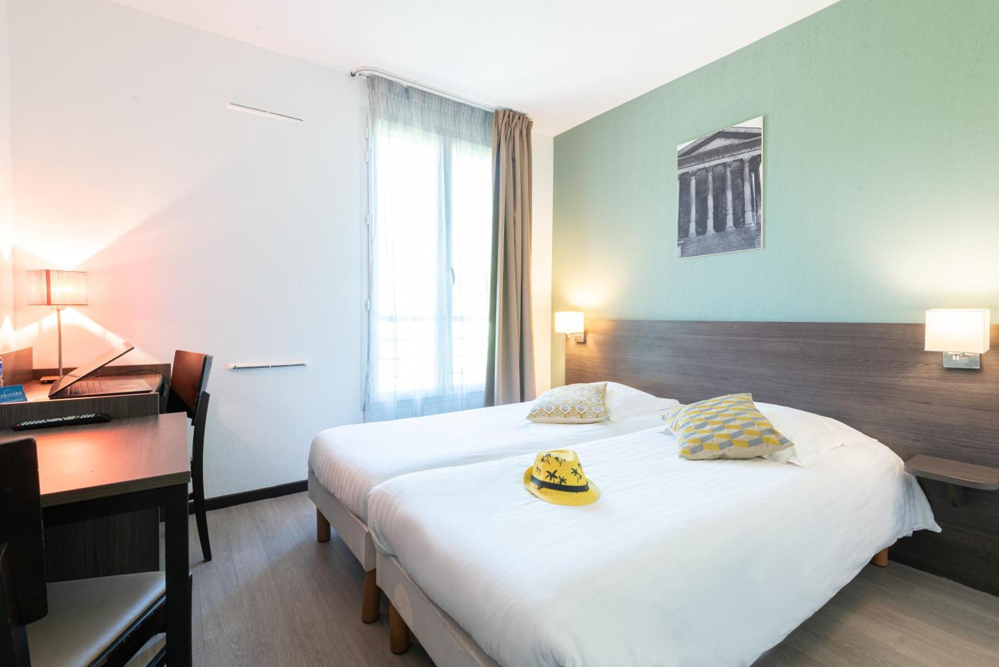 Comfort Aparthotel Nimes Centre Exteriör bild